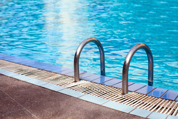 Obraz premium swimming pool in luxury hotel