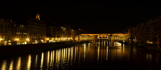Fototapeta na wymiar Ponte Vecchio - Notturna