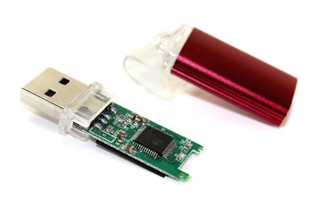 roter USB-Stick
