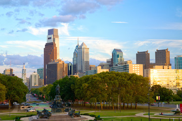 Fototapeta premium Philadelphia skyline at sunset, Pennsylvania, USA