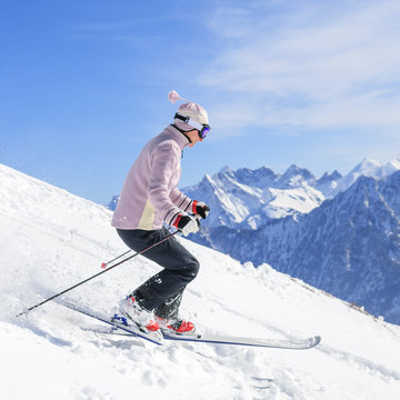 gekonnt Telemark-Skifahren