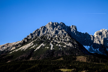 montagne con strada del brennero tirolo trento
