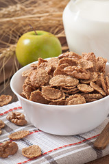 Healthy breakfast - whole grain muesli 