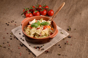 SOUP WITH VEGETABLES AND PULSES