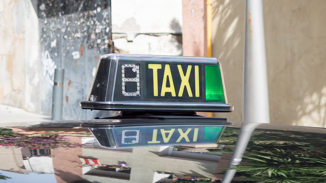 taxi sign free