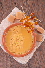caramel dessert