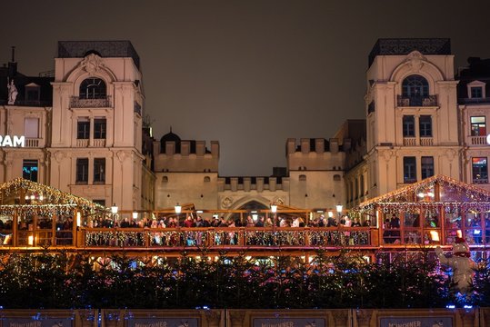 M&uuml;nchner Stachus zur Weihnachtszeit