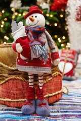 Снеговик в костюме