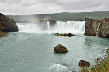 Исландия, водопад Гудафосс или Годафосс
