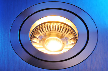 warmweiße COB-LED