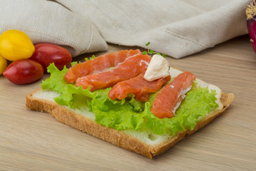 Salmon sandwich