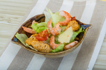 Caesar salad with shrimps