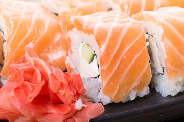 Salmon sushi rolls