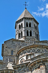 Obraz premium La Chiesa di Saint-Nectaire, Alvernia - Francia