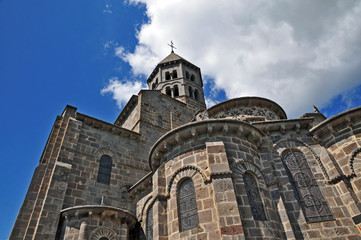 Fototapeta premium La Chiesa di Saint-Nectaire, Alvernia - Francia
