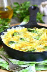 Frittata with potato and broccoli.