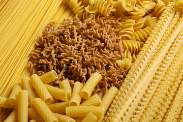 Different types and shapes of Italian pasta
