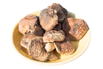 dried shiitake mushroom, 香菇, xiānggū, 椎茸 isolated on w