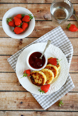 pancakes with strawberry jam
