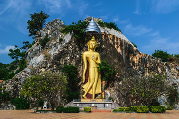Fototapeta premium Buddha statue and mountain
