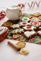 Obraz na płótnie Canvas Christmas bun-fight with ginger cookies