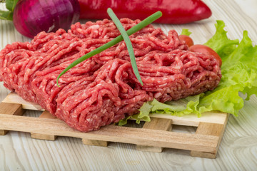 Raw minced beef