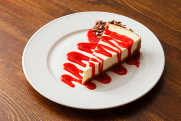 cheesecake with strawberry sauce