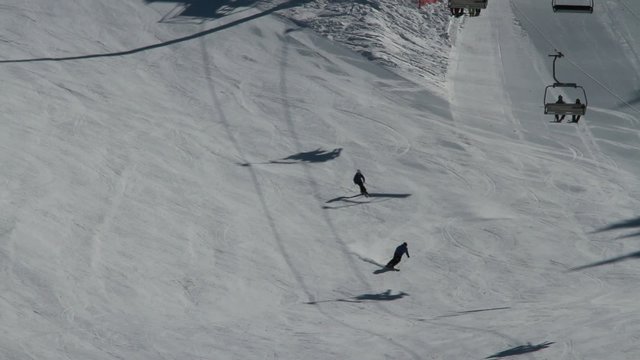 Skipiste unter Sessellift