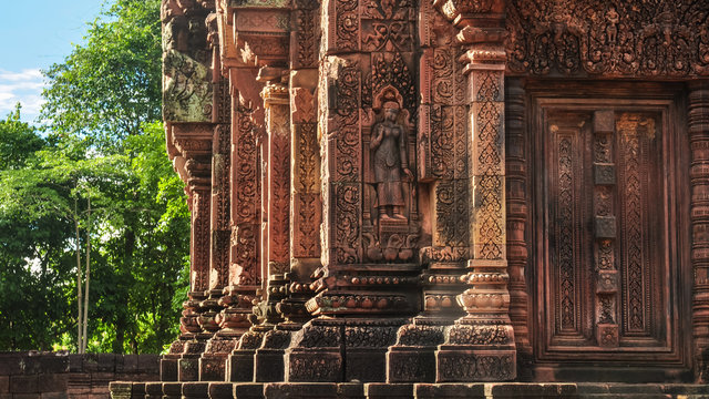 Ruins of ancient red temple in Banteay Srei, Angkor Wat