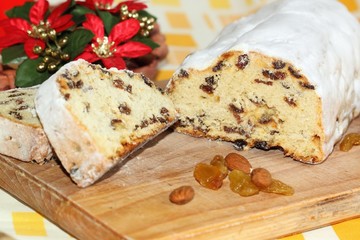 Christmas cake called twist