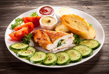 Roast chicken fillet and vegetables