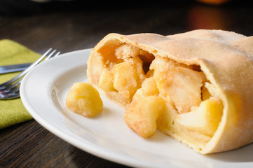 Apple strudel