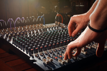 sound mixer