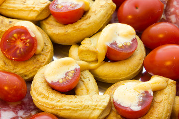 Taralli piccanti with tomato mayonnaise and salami