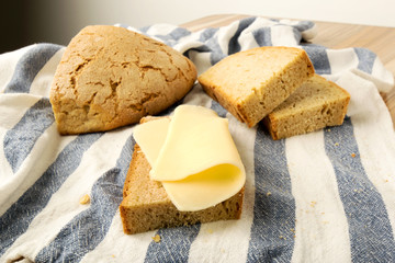 Coffe wheat bread and cheese