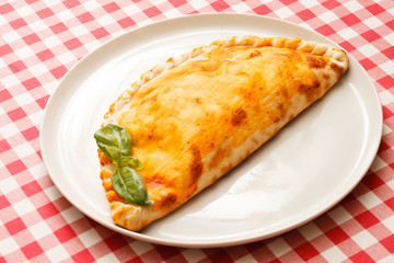 calzone pizza