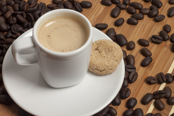 Cappuccino with cookie