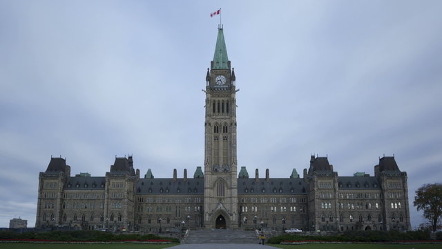 Time lapse zoom out Parliament Hill building
