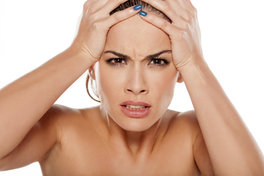 portrait of angry unsatisfied women in belpoj background