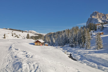 Fototapeta na wymiar Dolomites mountain in winter