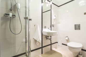 Modern, bright bathroom