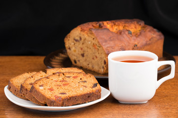 Cake with dried fruits