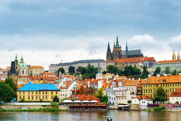 Fototapeta na wymiar Lesser Town and Castle District (Hradcany) in Prague