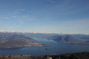 Obraz premium Mottarone - Lago Maggiore im Winter