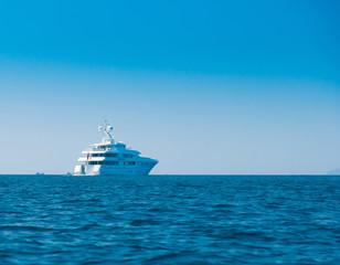 Fototapeta premium Sea Scene Luxury Cruise