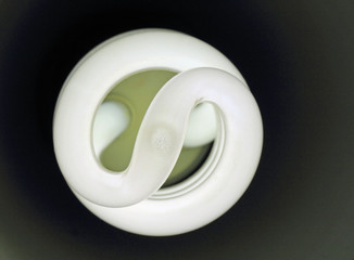 Detail einer Energiesparlampe