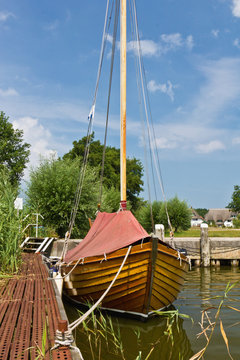 Boote im Hafen von Wieck am Dar&szlig; 5