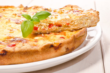 quiche with leeks and pepers