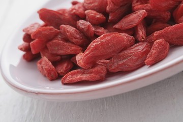 dried goji berries