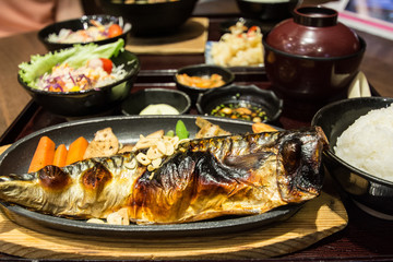 grilled fish, saba shioyaki